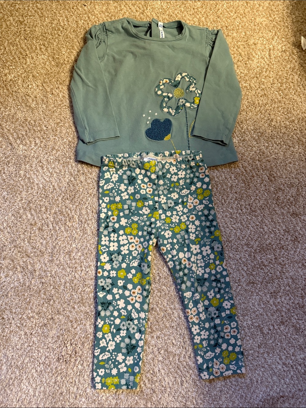 18 Month Girls Outfit Set - Picture 3 of 4